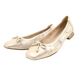 Caprice Ballerinas Naisten kengät keulalla 9-22104-20 354 taupe sue.met hopea 3