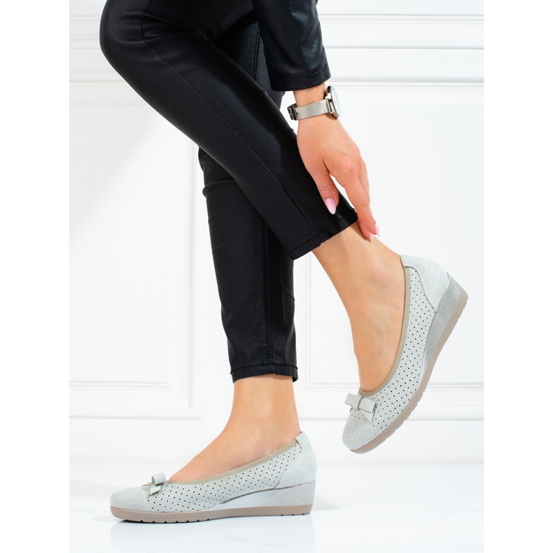 W. Potocki Naisten matalakiilapumput Potocki harjakattoisia harmaa 2