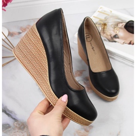 Mustat nahkaiset kiilapumput Filippo DP3521 1