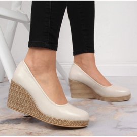 Beiget nahkaiset kiilapumput Filippo DP3521 6