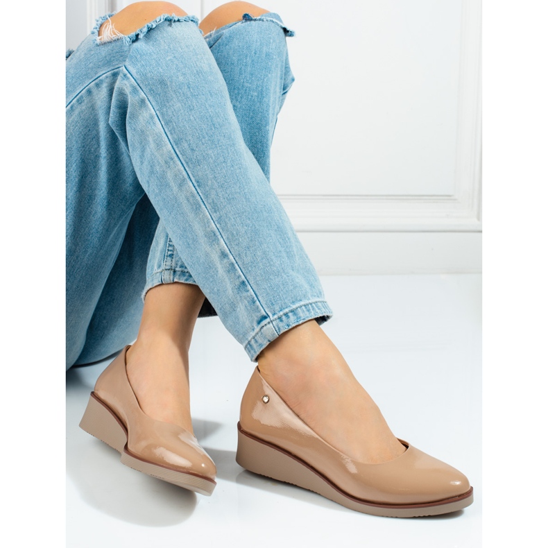 Naisten Vinceza beige -kiilapumput 2