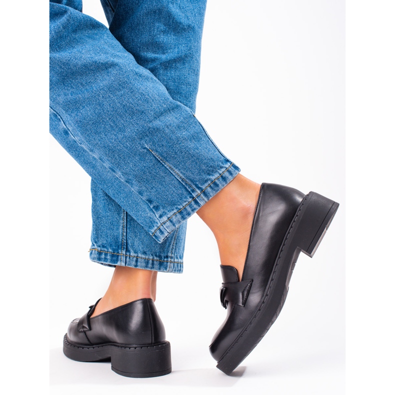 W. Potocki Mustat naisten loaferit lavalla 2