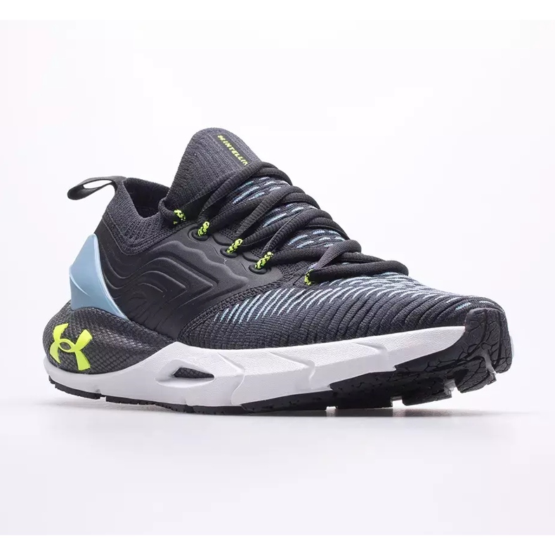Under Armour miesten kengät 3024154-005 musta 1
