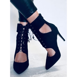 BM Saappaat leikattu Demi Nero -neulasta musta 1