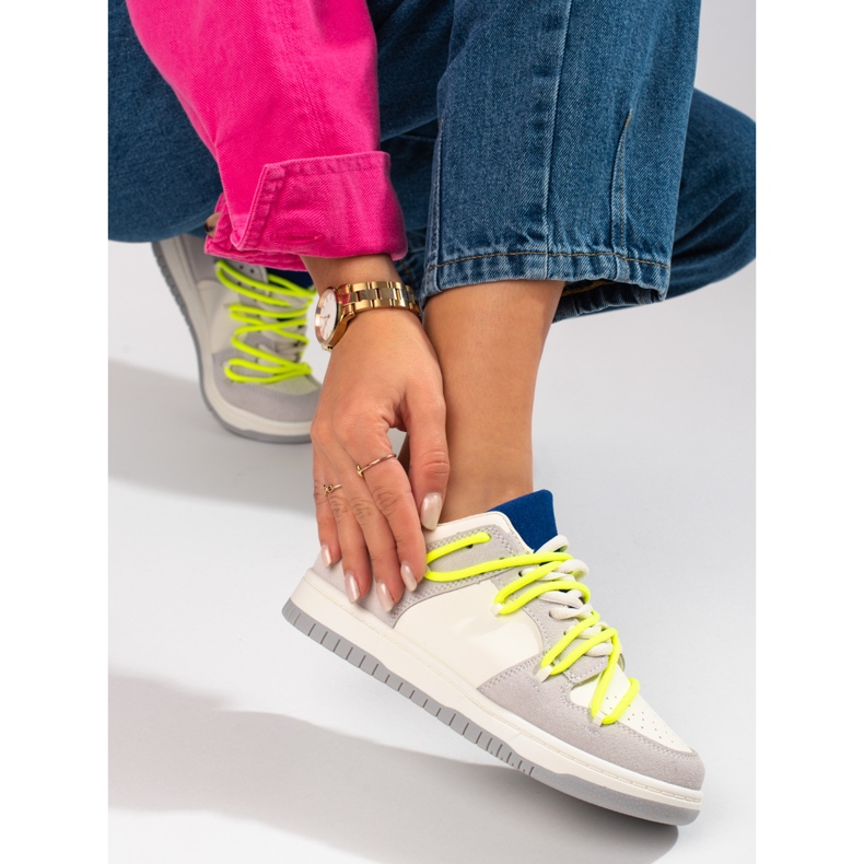 Shelovet-lenkkarit keltaisilla nauhoilla valkoinen 2