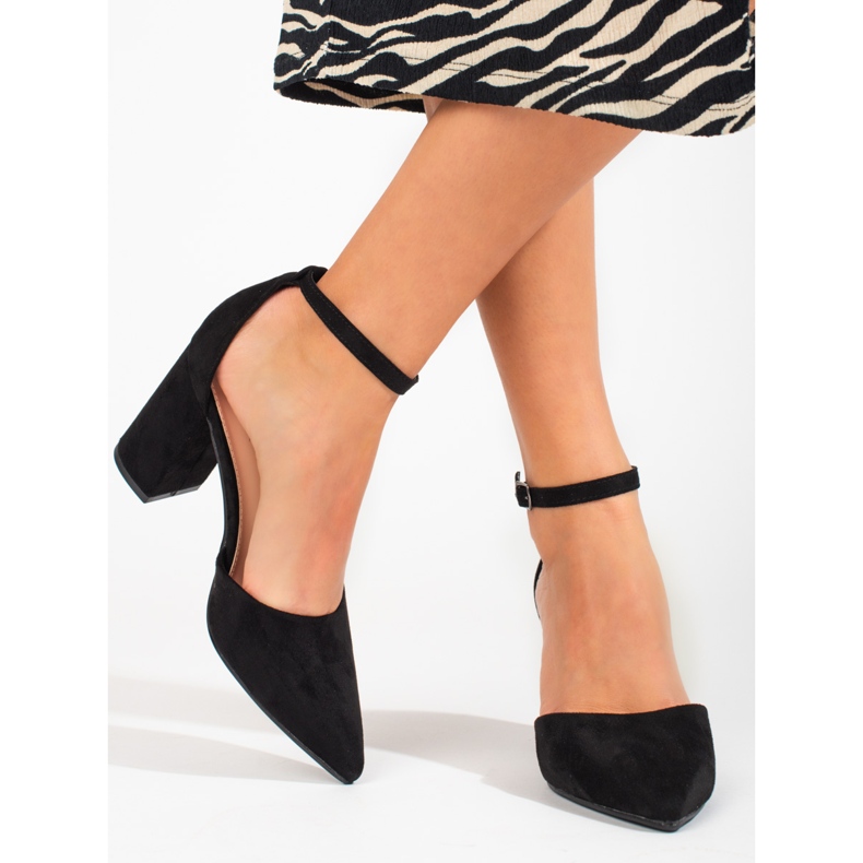 Naisten Shelovet mustat mokkanahkapumput 2