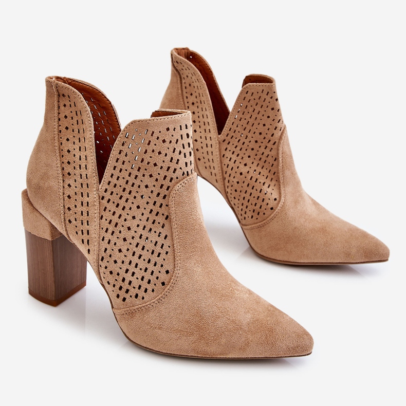 Muodikkaat mokkanahkaiset harjakattoiset korkokengät beige Genevi 1