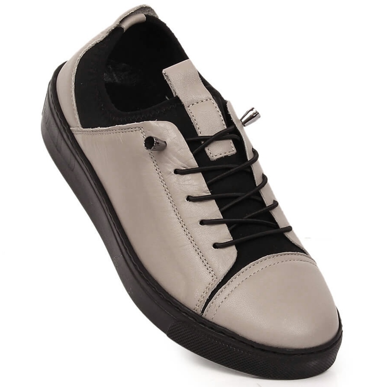 Vaaleat nahkaiset naisten slip-on kengät beige T.Sokolski W22-351 1