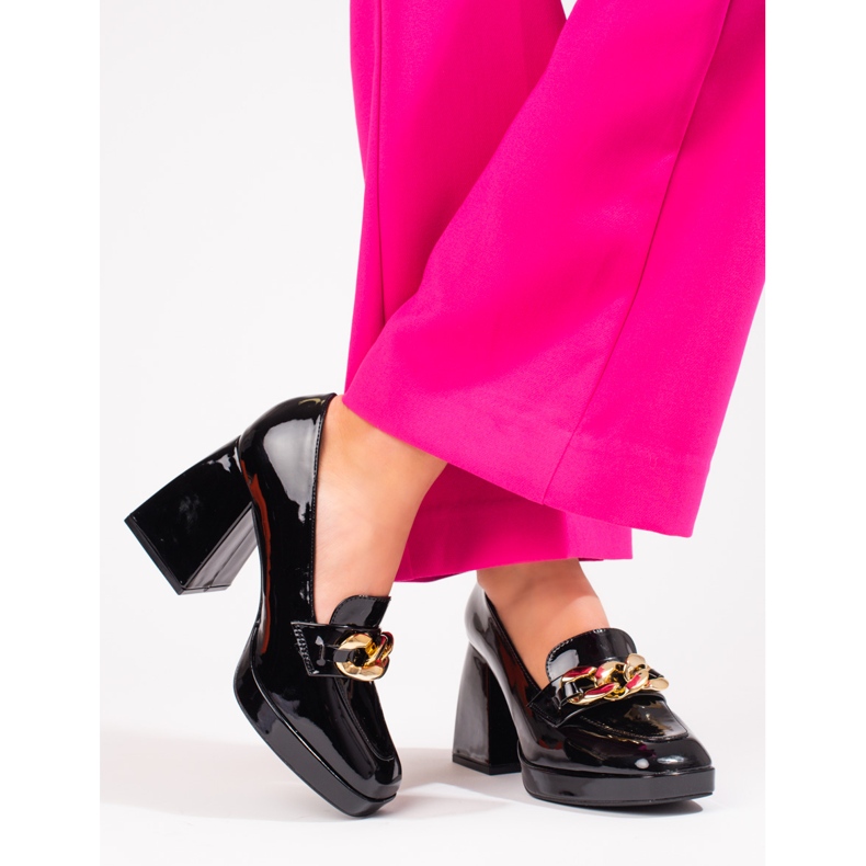 Pumput vakaalla tolppalla Vinceza musta 1