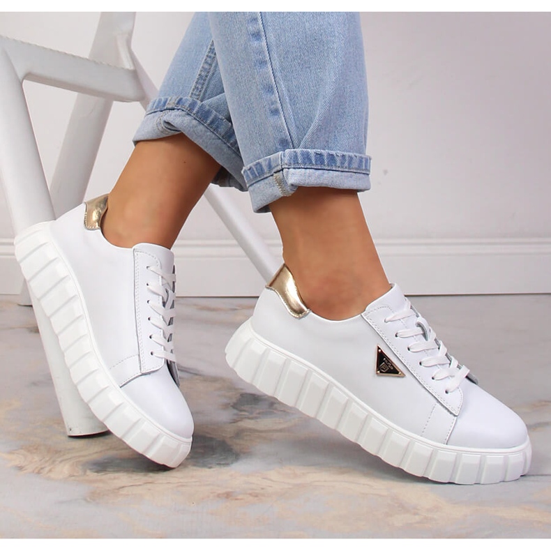 Naisten nahkakengät alustalla valkoinen Filippo DP4138/23 1