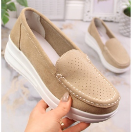 Naisten nahkaiset mokkahousut beigellä alustalla Artiker 52C1759 1