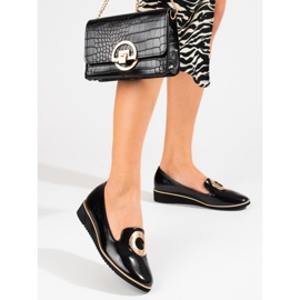 Patenttimustat Shelovet-loaferit 1