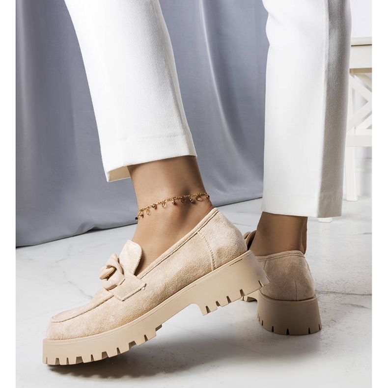 PA1 Beige lordit koristeltu Arpin-ketjulla 2