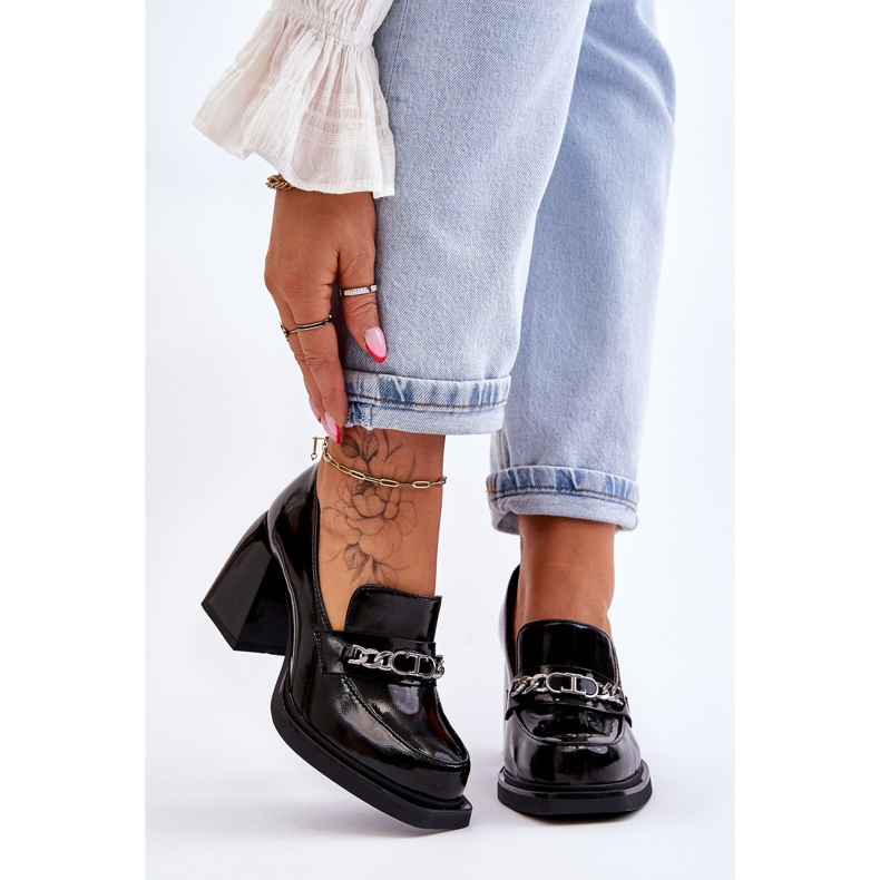 S.Barski Mukavat pumput massiivisissa korkokenkeissä, musta Julien 1