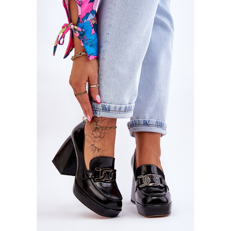 S.Barski Nahkapumput massiivisissa korkokengissä Musta Maximo 1