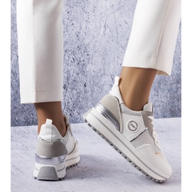 BM Lévesin valkoiset lenkkarit, joissa on glitter-sisäkkeet valkoinen 1