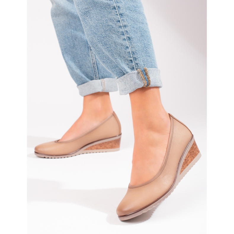 W. Potocki Potockin beigenväriset naisten kiilapumput 1