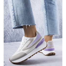 Mooren valkoiset lenkkarit paksummalla pohjalla valkoinen 1