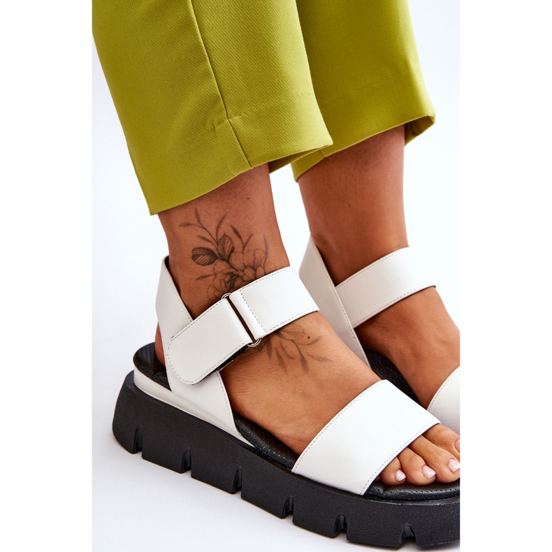 Vinceza Naisten nahkaiset sandaalit, valkoinen Katte 1