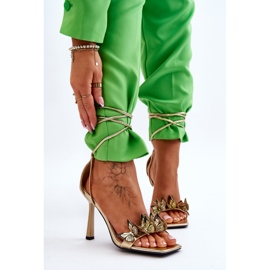 FS1 Sidotut sandaalit korkokenkiin kultaisilla Delmar-perhosilla kultainen 2