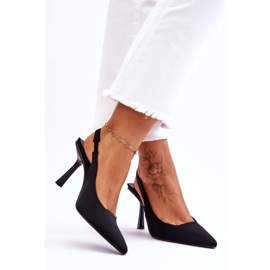 FS1 Klassiset mustat Whitley teräväkärkiset korkokengät 2