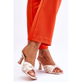 Muodikkaat korkokengät painatuksella beige Floria 2