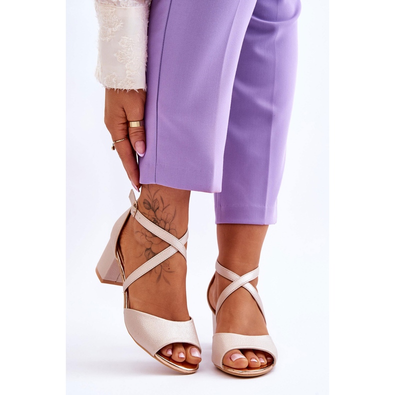 Vinceza Naisten matalakorkoiset nahkasandaalit Golden Quinn kultainen 1