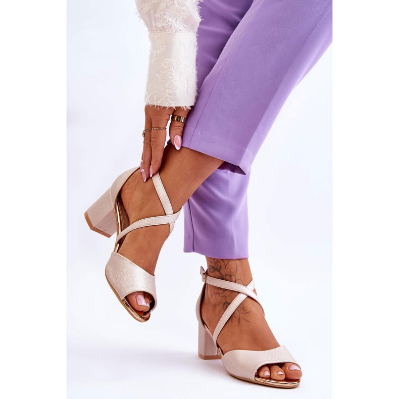 Vinceza Naisten matalakorkoiset nahkasandaalit Golden Quinn kultainen 2