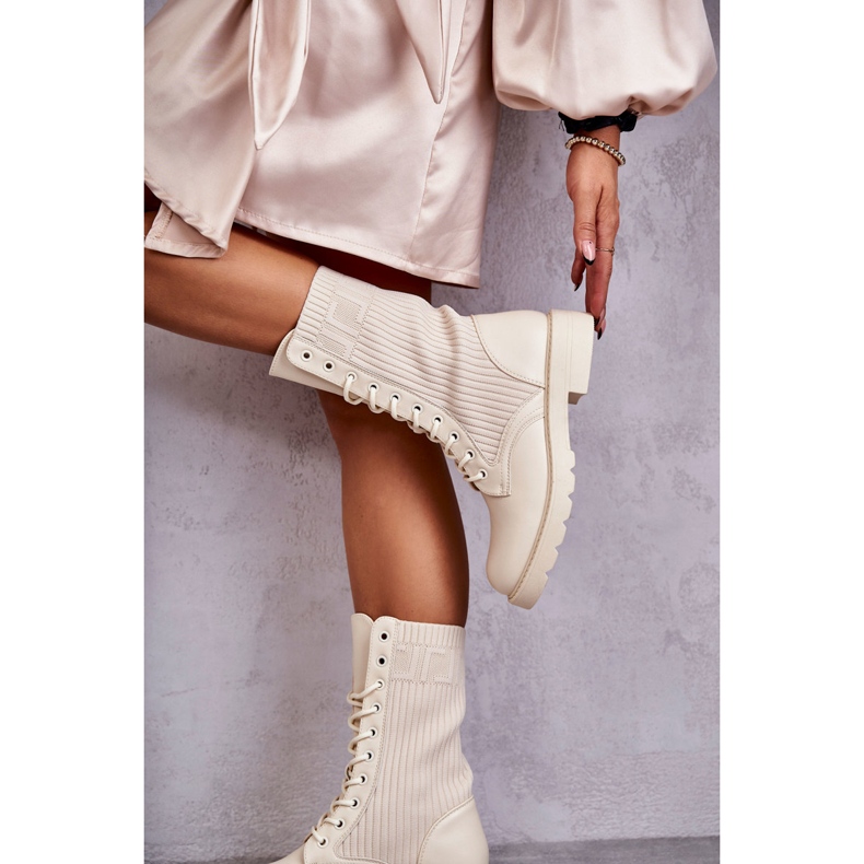 Naisten nilkkurit, joissa tasainen kantapää, beige 2