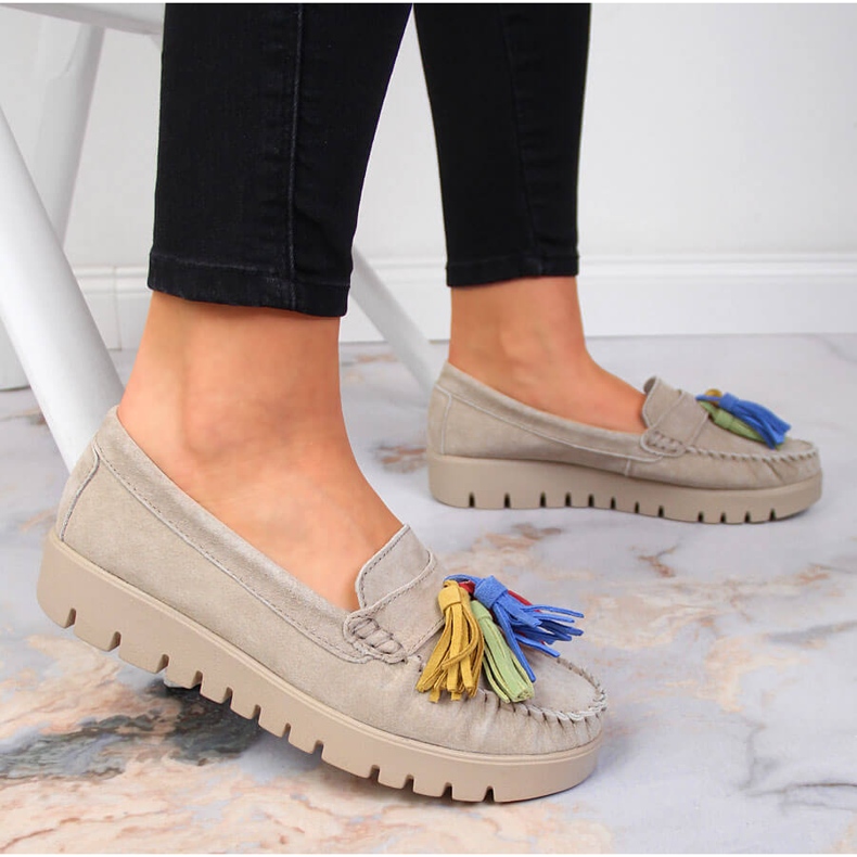 Naisten nahkaiset mokasiinit hapsuilla beige Filippo DP3535 2