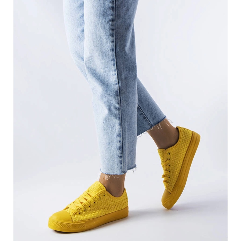 Thibodeaun keltaiset lenkkarit kudotusta kankaasta keltainen 1