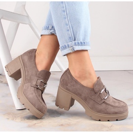 Naisten mokkanahka kengät pylväässä ja beige alusta Potocki SZ12041 1