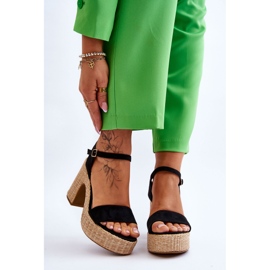 FI1 Mukavat mokkanahkasandaalit massiivisessa mustassa Elishia-palkissa 1