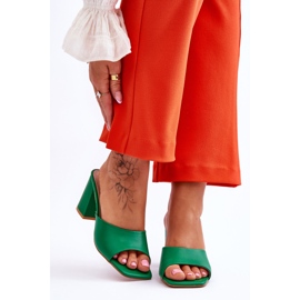 Naisten Loaran vihreät nahkaiset klassiset tossut 1