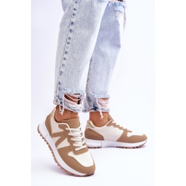 Naisten matalabeiget Elliot-urheilukengät 2