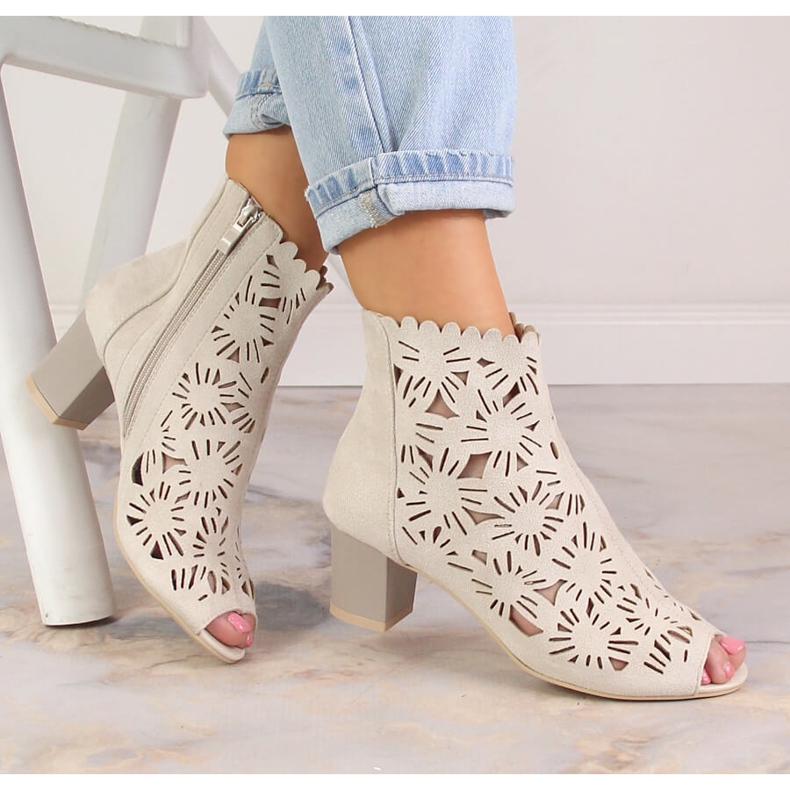 M. DASZYŃSKI Naisten kevät harjakattoiset peep toe saappaat beige M.Daszyński MR1954-10 1