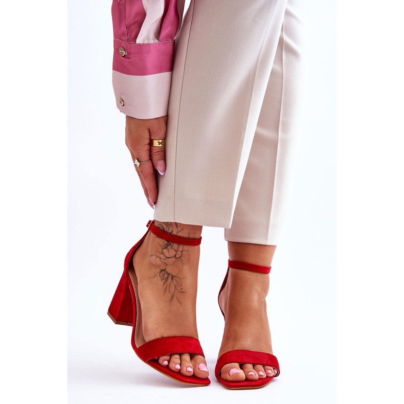 FJ1 Naisten sandaalit vakaalla kantapäällä, punainen Lavissa 1