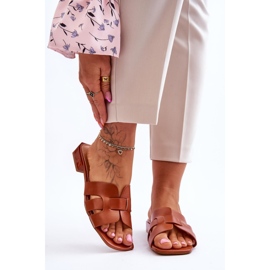 FJ1 Naisten klassiset Camel Fendy -nahkaiset tossut ruskea 1