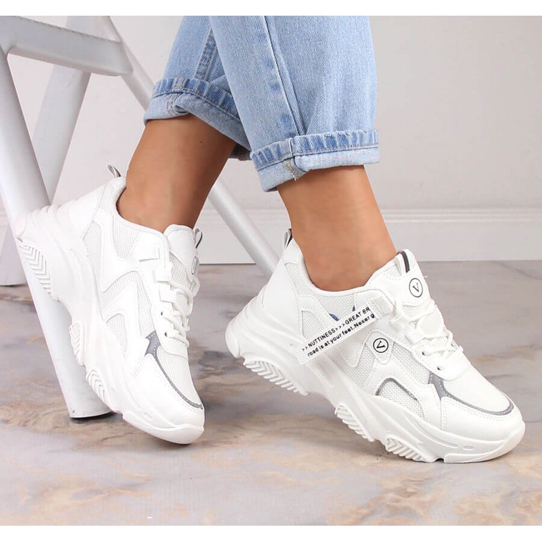 Naisten urheilutossut tennarit, valkoiset Vinceza 13584 valkoinen 1