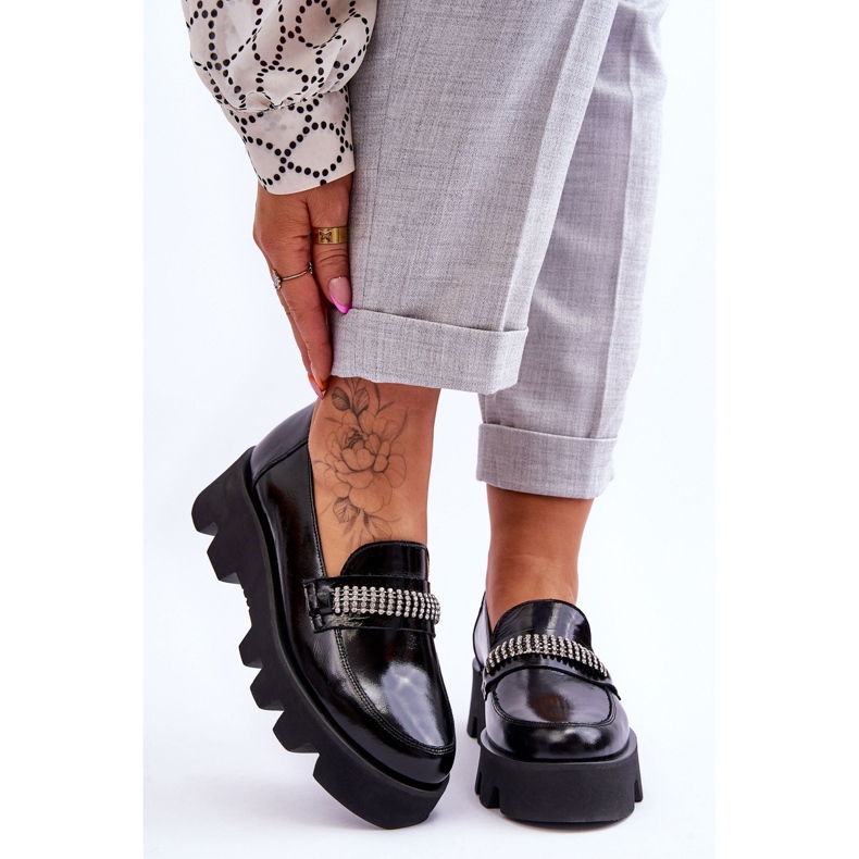 Muodikkaat loaferit lavalle ja koristelu Laura Messi 2600 musta 1