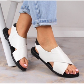 Naisten litteät slip-on sandaalit valkoinen Potocki YQ21024 1