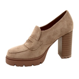 Evento Muodikkaat mokasiinit alustalla ja beige baari 2