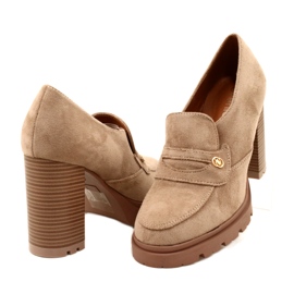 Evento Muodikkaat mokasiinit alustalla ja beige baari 4