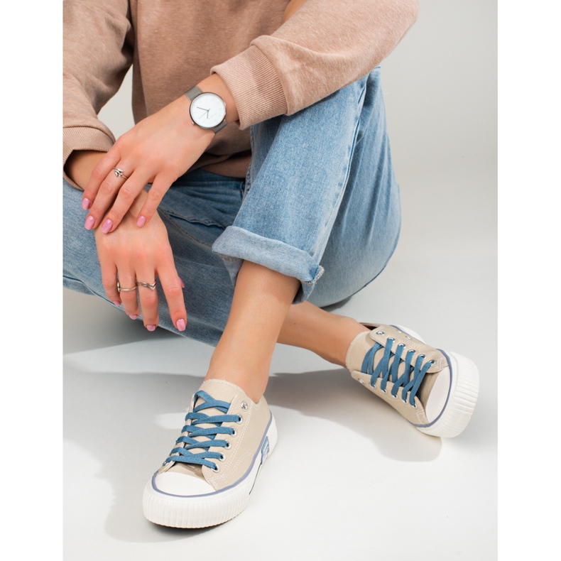 Naisten beigenväriset Shelovet-lenkkarit 2