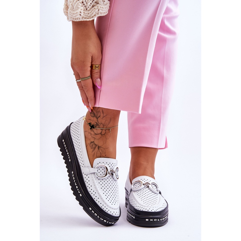 S.Barski Klassiset harjakattoiset nahkaiset mokasiinit, joissa on valkoinen rendy-koristelu 1