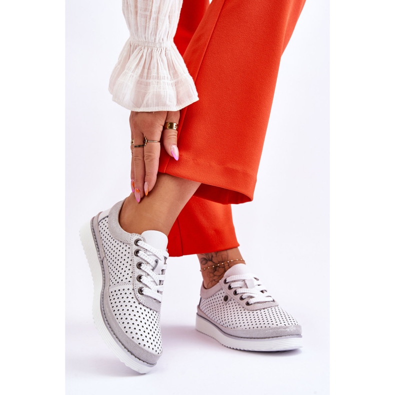 S.Barski Muodikkaat nahkaiset harjakattoiset urheilukengät, valkoiset ja hopeiset Cantare valkoinen 2