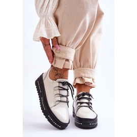 S.Barski Lakatut Chantal Beiget urheilukengät 1