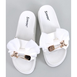 BM Teddy White -nallekarhu alustatossut valkoinen 1