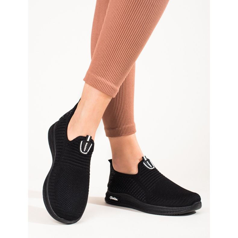 Vaaleat naisten mustat tekstiiliurheilukengät T.Sokolski 2