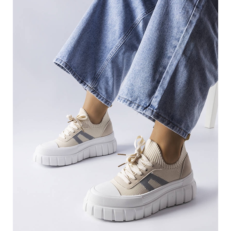 Charpentierin beigenväriset alustalenkkarit 1